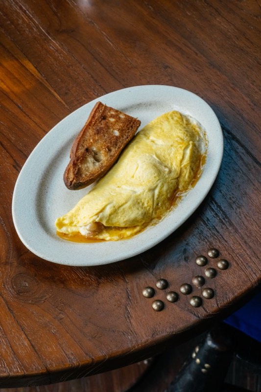 Brunch: shrimp omelette at Jannah Restaurant Bali